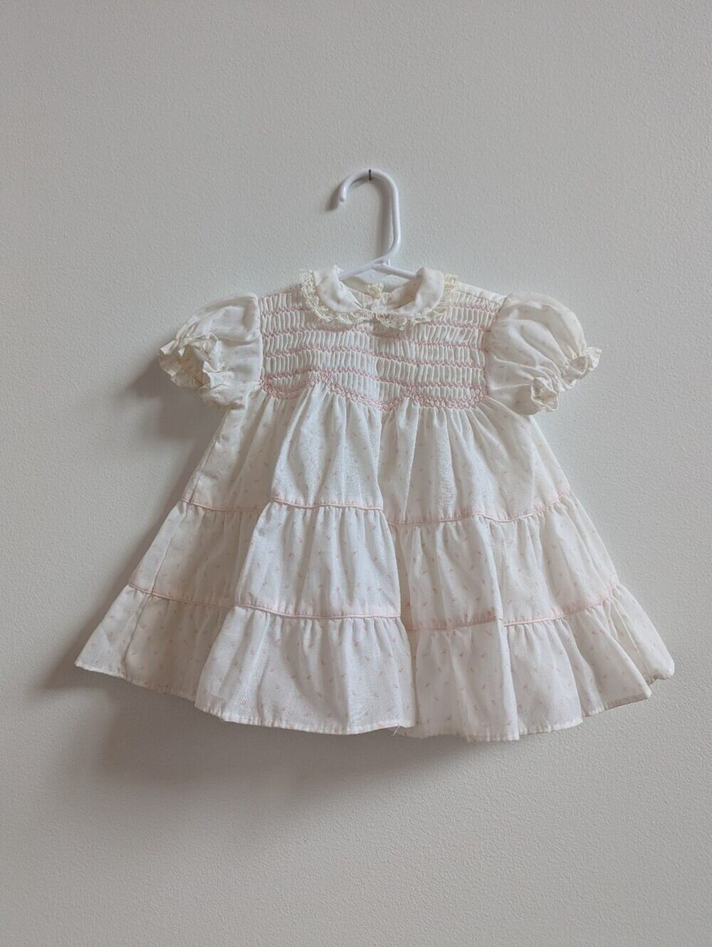 Vtg Polly Flinders 3-6m Dress White Rosebud Smocked Cottagecore